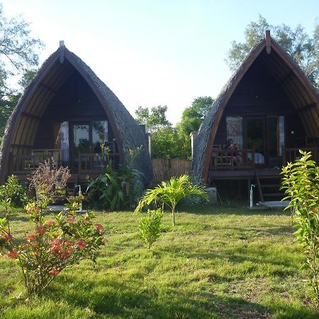Rose Bungalow Ξενοδοχείο Pemenang Εξωτερικό φωτογραφία