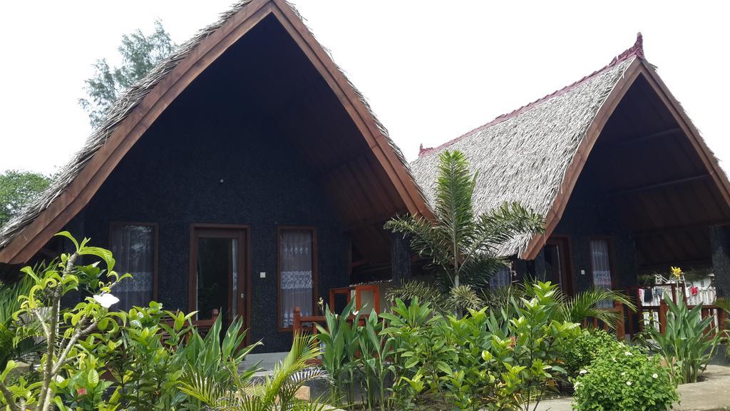 Rose Bungalow Ξενοδοχείο Pemenang Εξωτερικό φωτογραφία