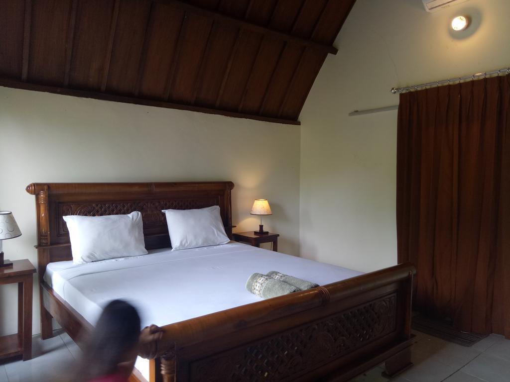 Rose Bungalow Ξενοδοχείο Pemenang Εξωτερικό φωτογραφία
