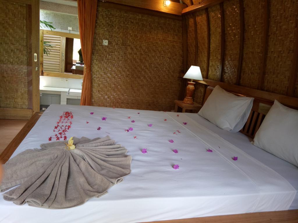 Rose Bungalow Ξενοδοχείο Pemenang Εξωτερικό φωτογραφία