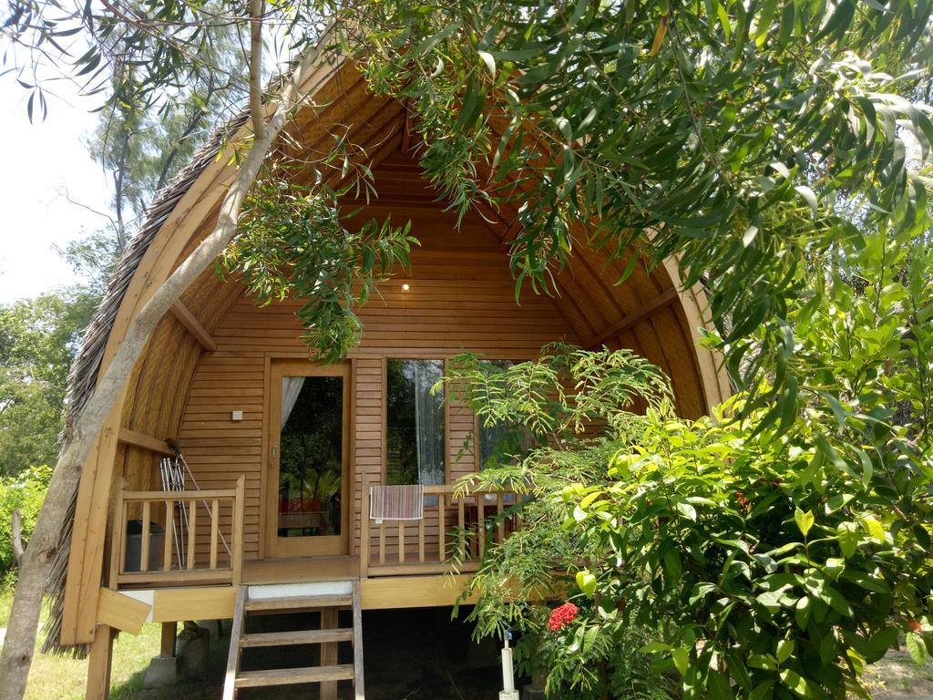 Rose Bungalow Ξενοδοχείο Pemenang Εξωτερικό φωτογραφία