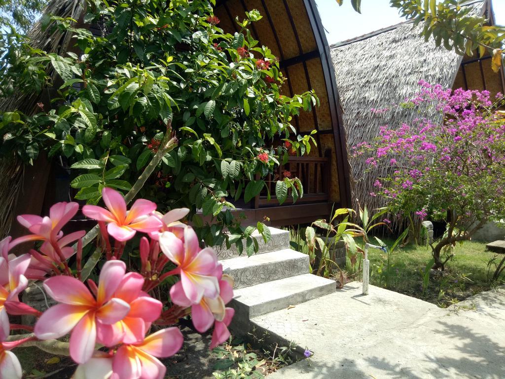 Rose Bungalow Ξενοδοχείο Pemenang Εξωτερικό φωτογραφία
