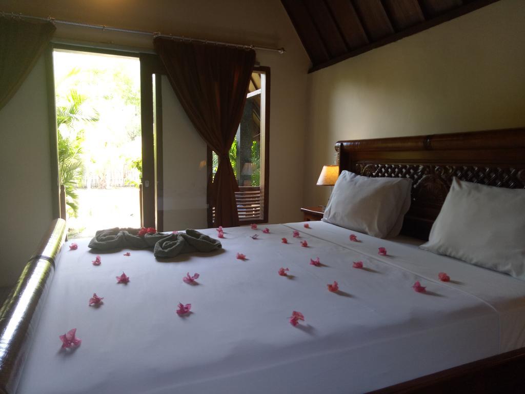 Rose Bungalow Ξενοδοχείο Pemenang Εξωτερικό φωτογραφία