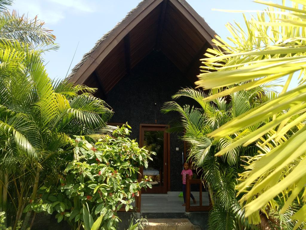 Rose Bungalow Ξενοδοχείο Pemenang Εξωτερικό φωτογραφία