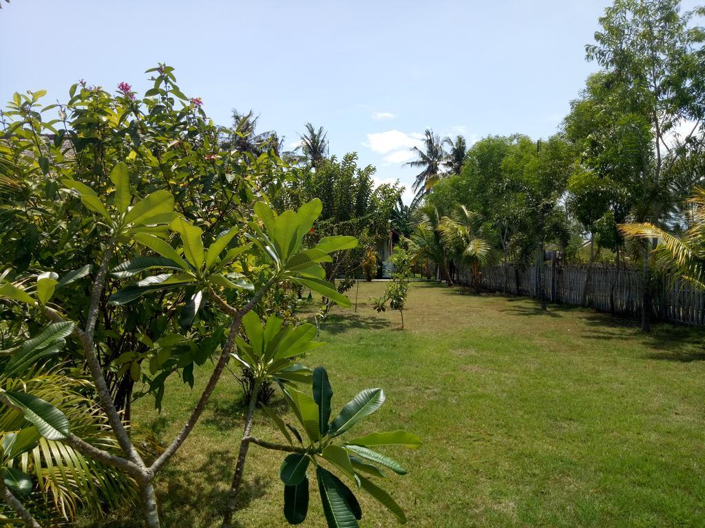 Rose Bungalow Ξενοδοχείο Pemenang Εξωτερικό φωτογραφία