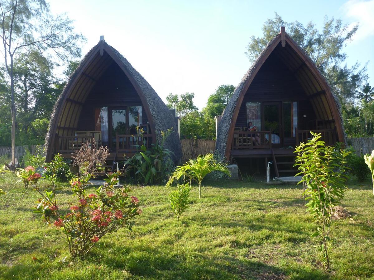 Rose Bungalow Ξενοδοχείο Pemenang Εξωτερικό φωτογραφία